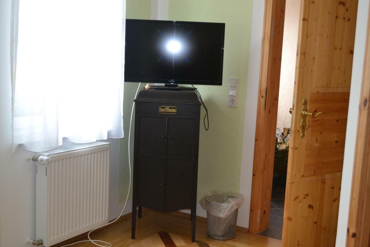 Pension - Hierzer Herborn  ภายนอก รูปภาพ