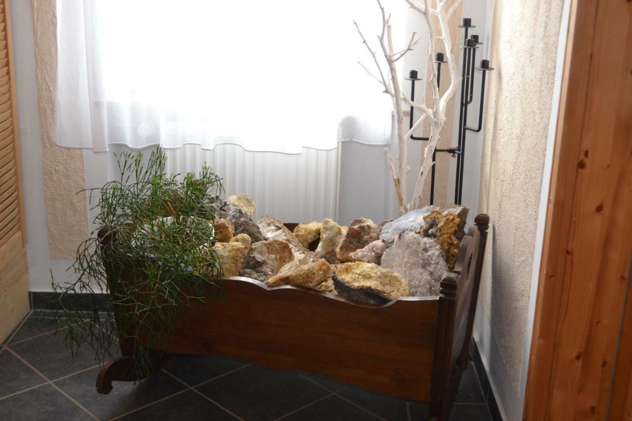 Pension - Hierzer Herborn  ภายนอก รูปภาพ